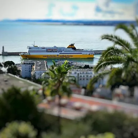 Appartement Le Petit Nid Sous Le Toit Nice