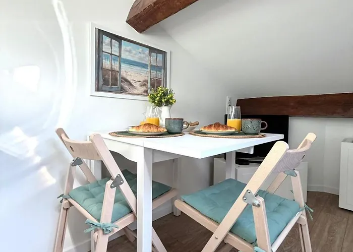 Le Petit Nid Sous Le Toit Apartmán